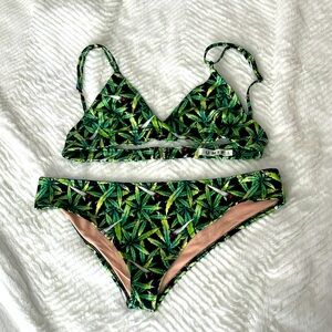 UNIF Weed Pot Leaf Bikini Set
